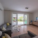 Villa Palladium Side